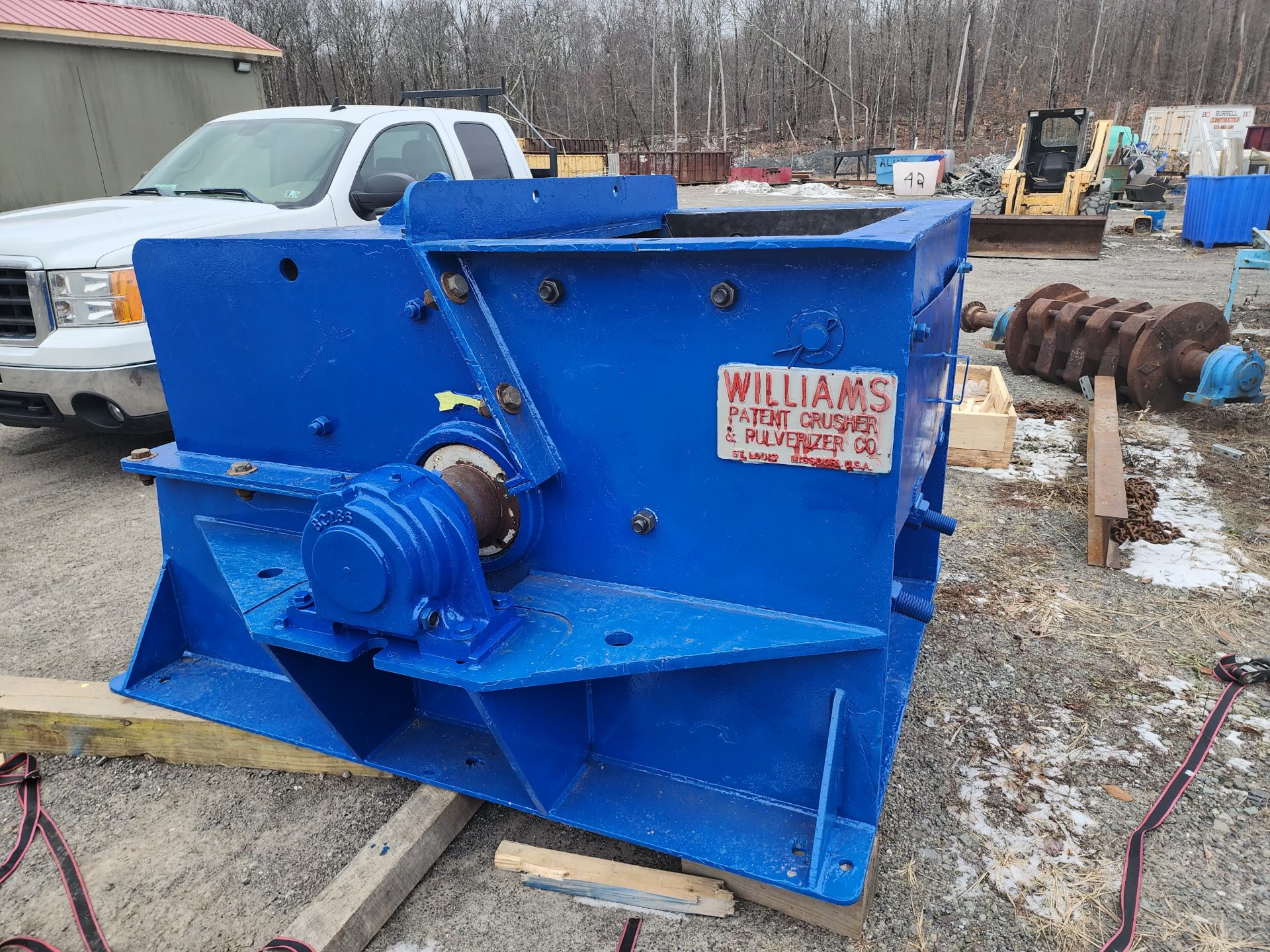 Williams hammermill with shaft and bearings