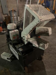 McIntyre Model 320 alligator shear with white guard and black base