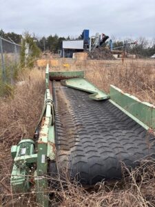 Green BHS 19 foot conveyor with cleated belt