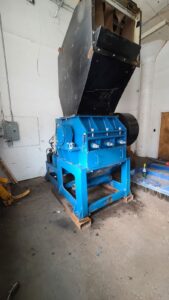 Blue Desislava 120 HP wire granulator with hopper
