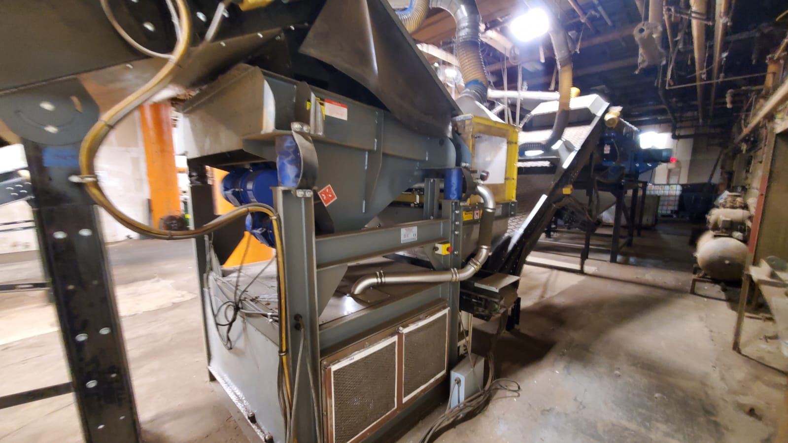 Magnapower 48 inch drum magnet housing with vibratory feeder