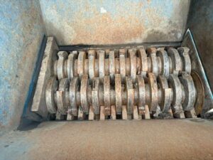 Shred Tech ST-50 shredder shafts and knives