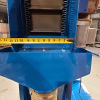 Tape measure across the elevator hopper