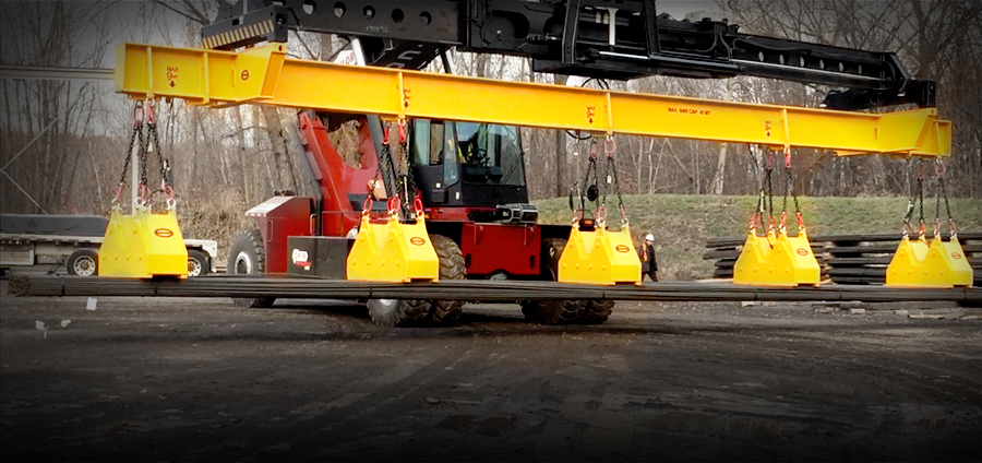 Lifting beam with a row of magnets