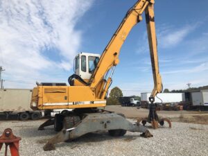 1999 Liebherr 932 material handler with grapple