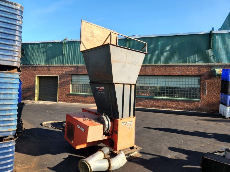 Weima waste grinder, front view
